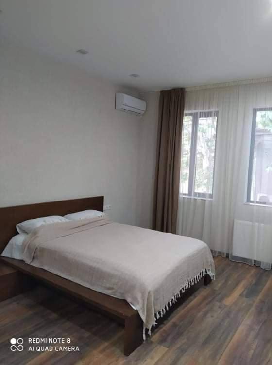 Rogor Har Hotel Tbilisi Buitenkant foto